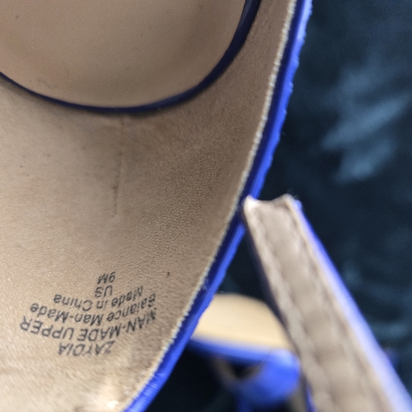 Shoes - Picture 6 of 6